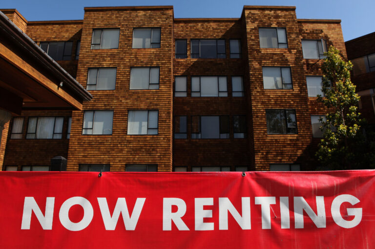 SAN FRANCISCO - JULY 08: A sign advertising apartments for rent is displayed in front of an apartment complex July 8, 2009 in San Francisco, California. As the economy continues to falter, vacancy rates for U.S. apartments have spiked to a twenty two year high of 7.5 percent, just short of the record high of 7.8 percent set in 1986. San Francisco is one of the most expensive cities for the average renter